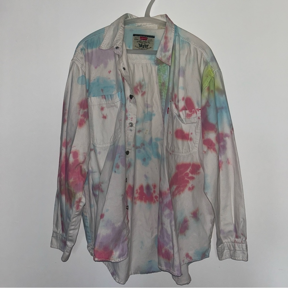 Levi’s Tie Dye Button Down
